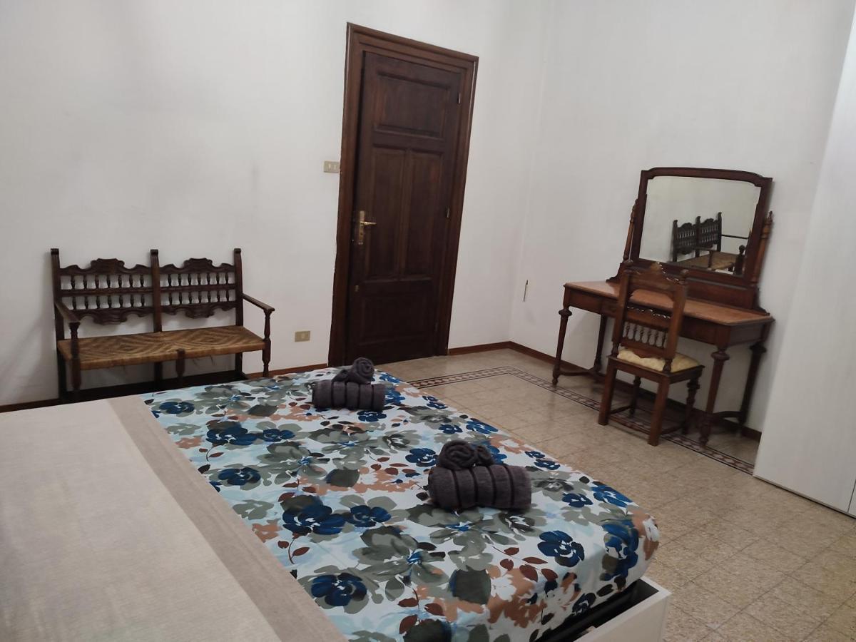 Ferienwohnung Casa Del Ciancio Palermo Exterior foto
